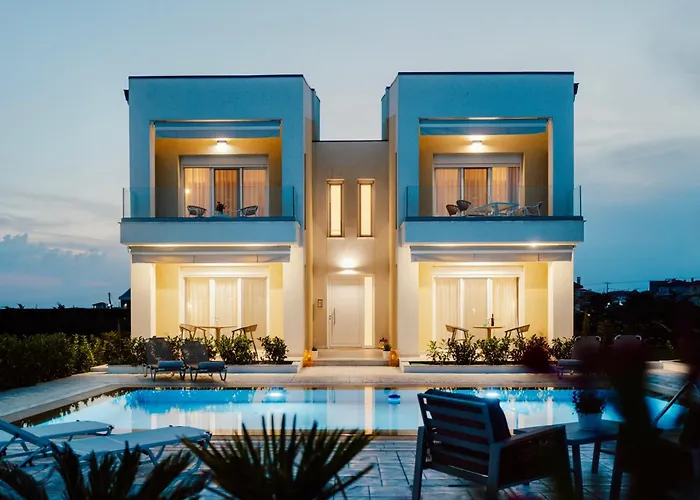 La Mas - Sea Side Flats